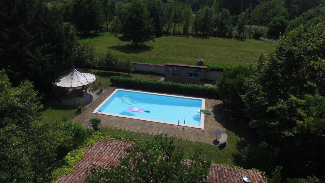 Hôtel Les Deux Magnolias à Saint-Leon-sur-l'Isle Extérieur photo